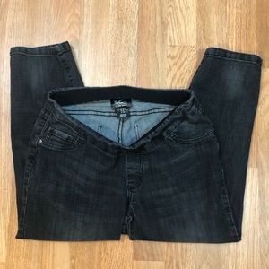 Loved by Heidi Klum Maternity Black Denim Capris